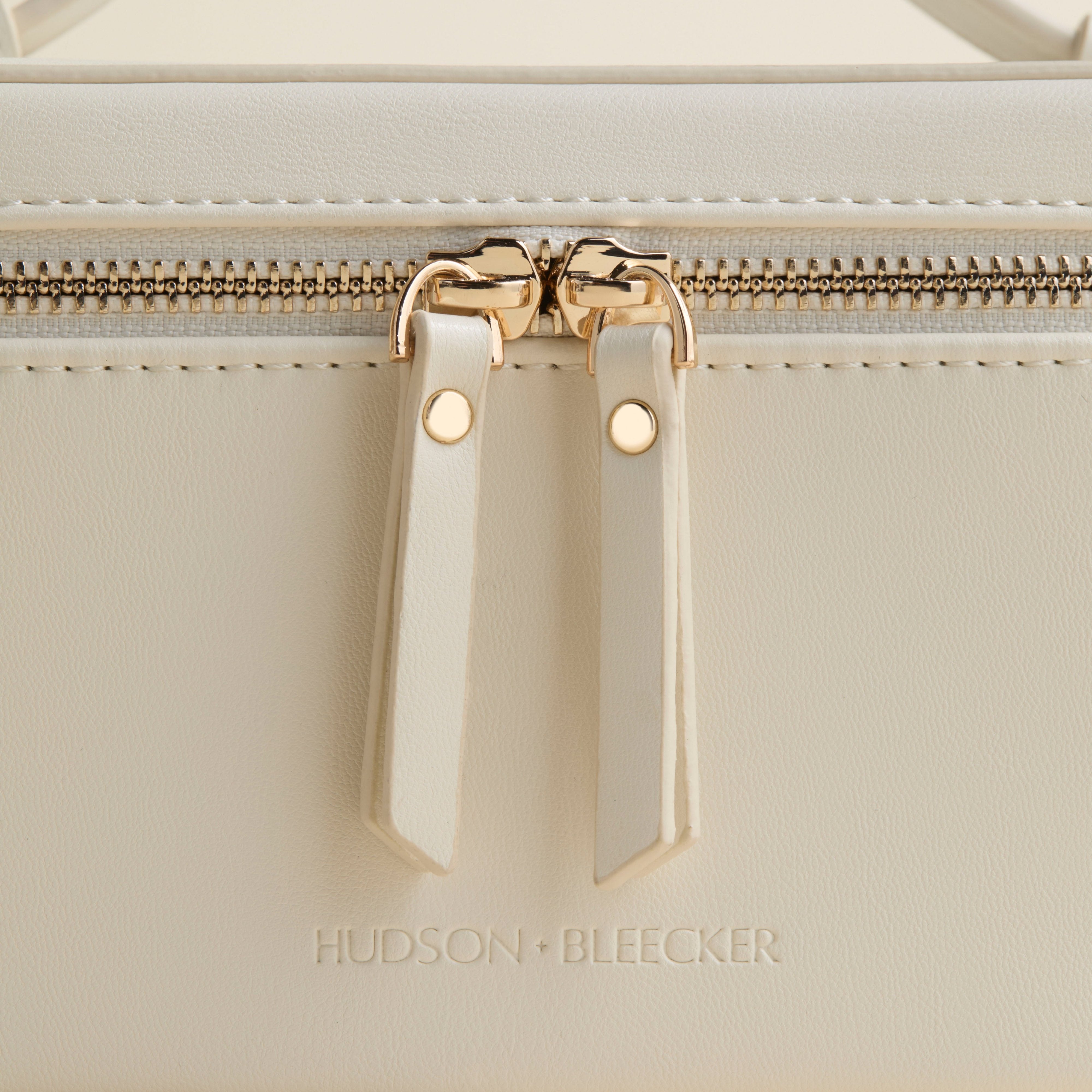 Jetsetter Train Case-Ecru Cream Jetsetter Train Case-Ecru Cream